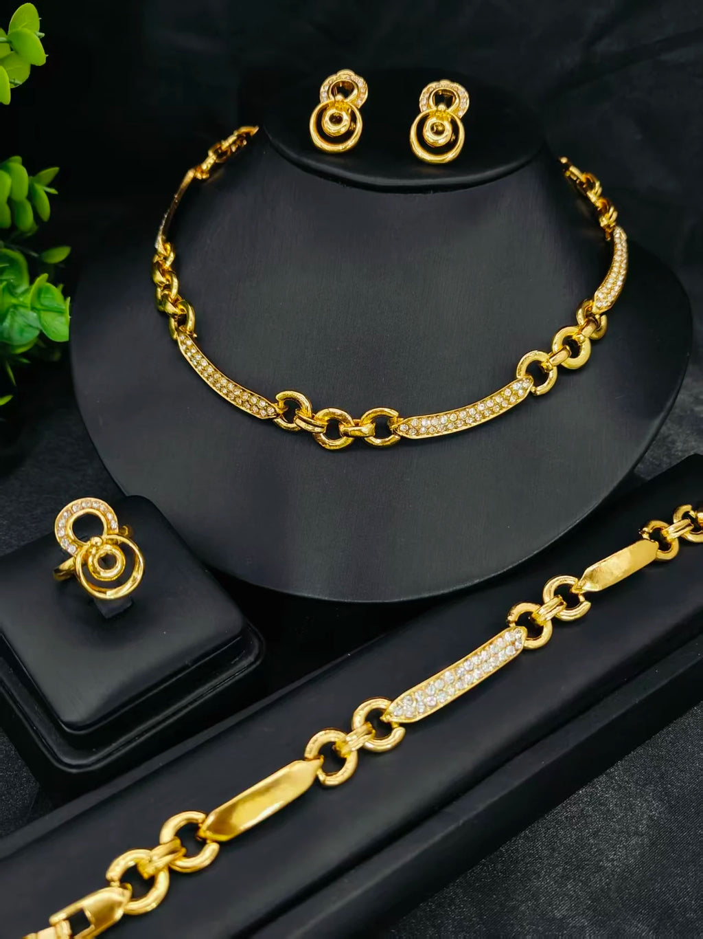 Luxury 24K Gold Plated Dubai Jewelry Set - Necklace & Earrings