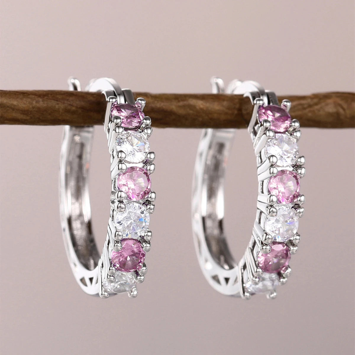 Elegant Gold Hoop Earrings - Hollow Out Irregular Design