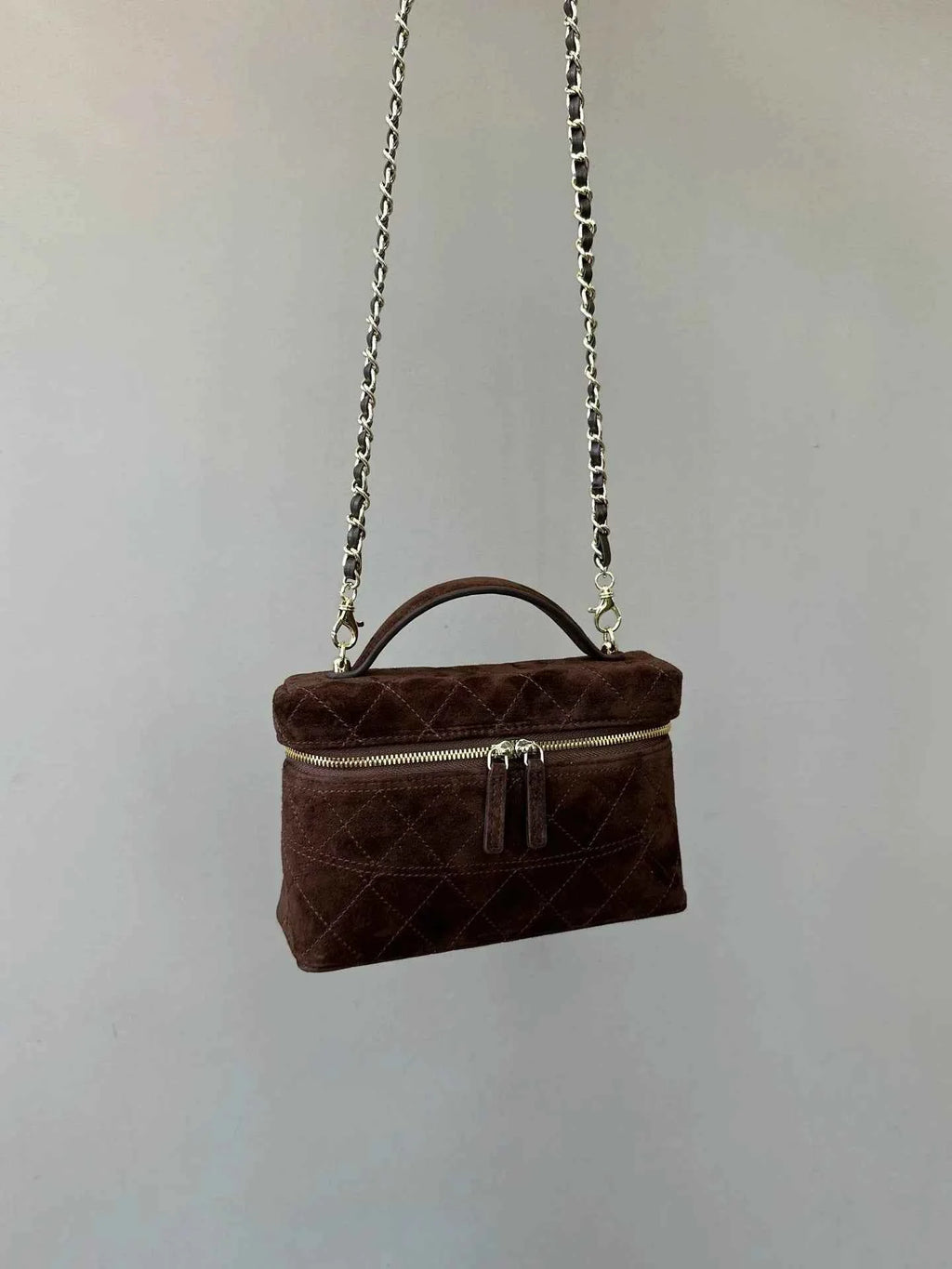 Elegant Frosted Suede Diamond Grid Chain Bag