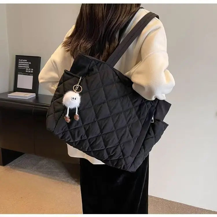 Elegant Quilted Tote Bag - Large Capacity Handbag