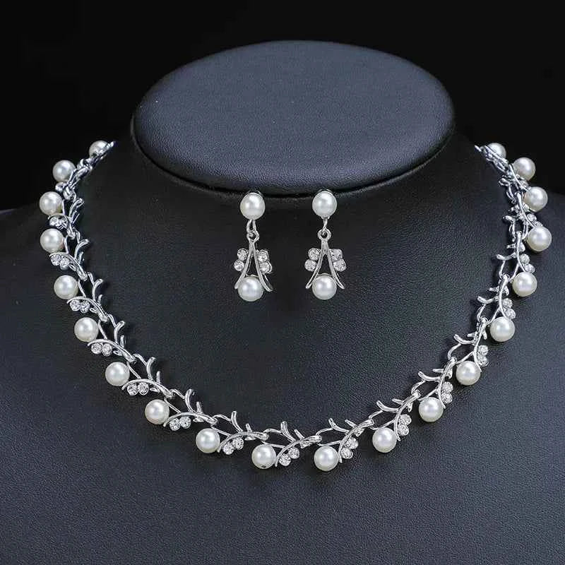 Elegant Pearl Jewelry Set - Retro Clavicle Chain & Earrings