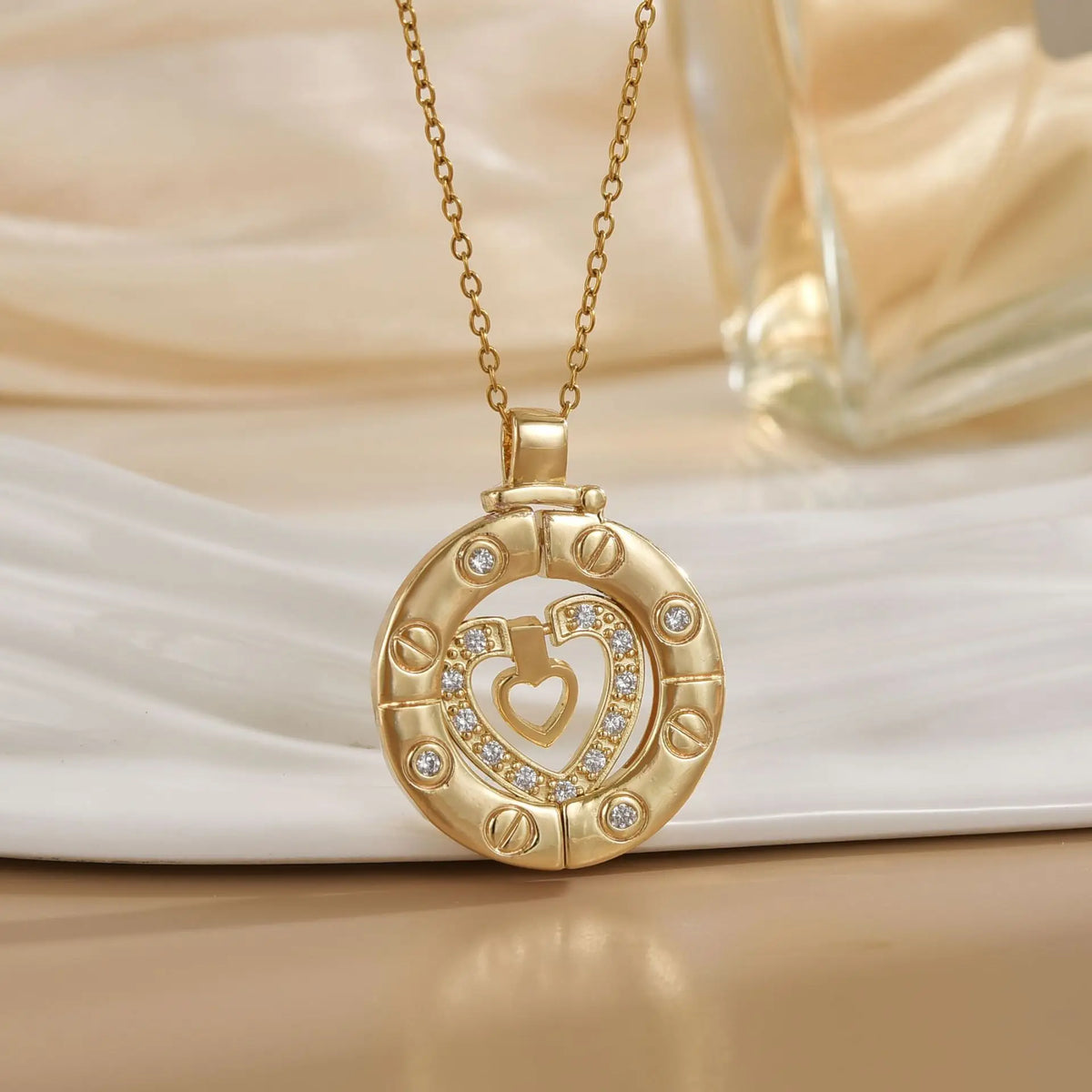 Steps of Heaven Luxury Detachable Titanium Necklace for Women