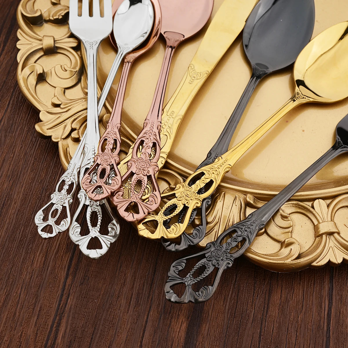 Elegant Rose Gold Dinnerware Set - 20-Piece Flatware