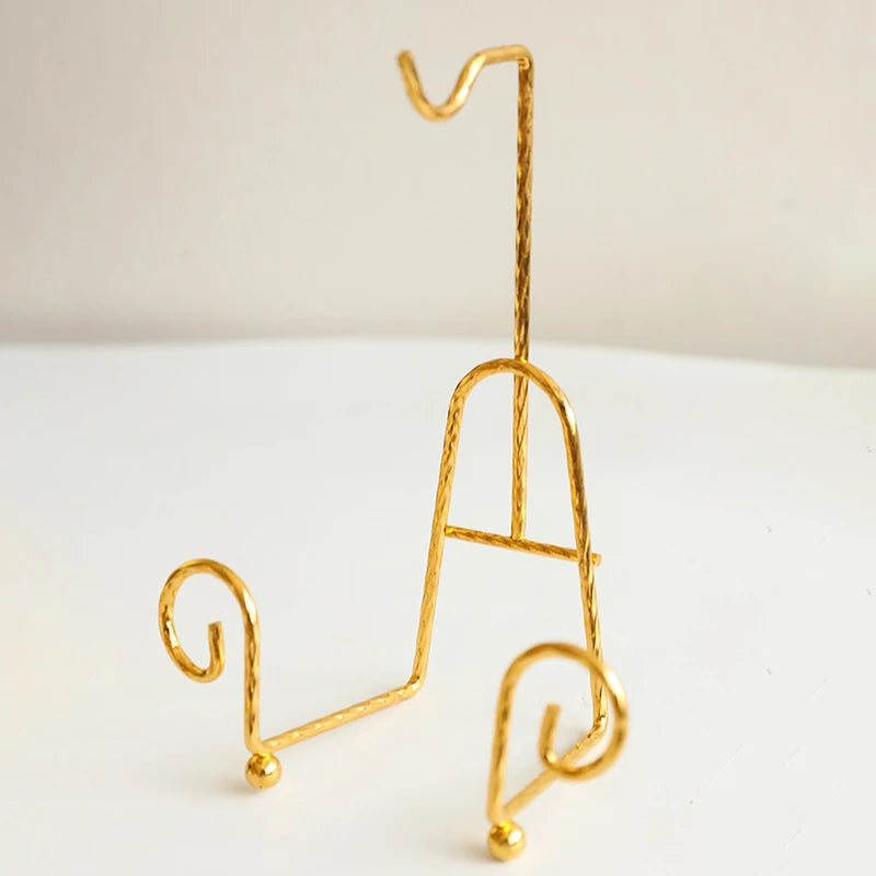 Elegant Metal Tea Cup Rack - Coffee & Tea Storage