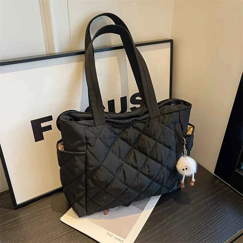 Elegant Quilted Tote Bag - Large Capacity Handbag