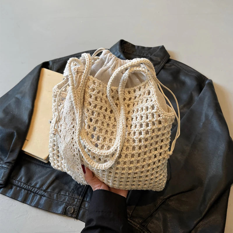 Elegant Straw Shoulder Bag - Vintage Lace Bow Tote