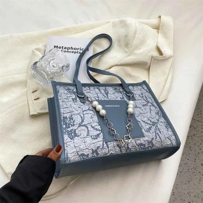 Elegant Large Capacity Tote Bag with Pearl Chains
