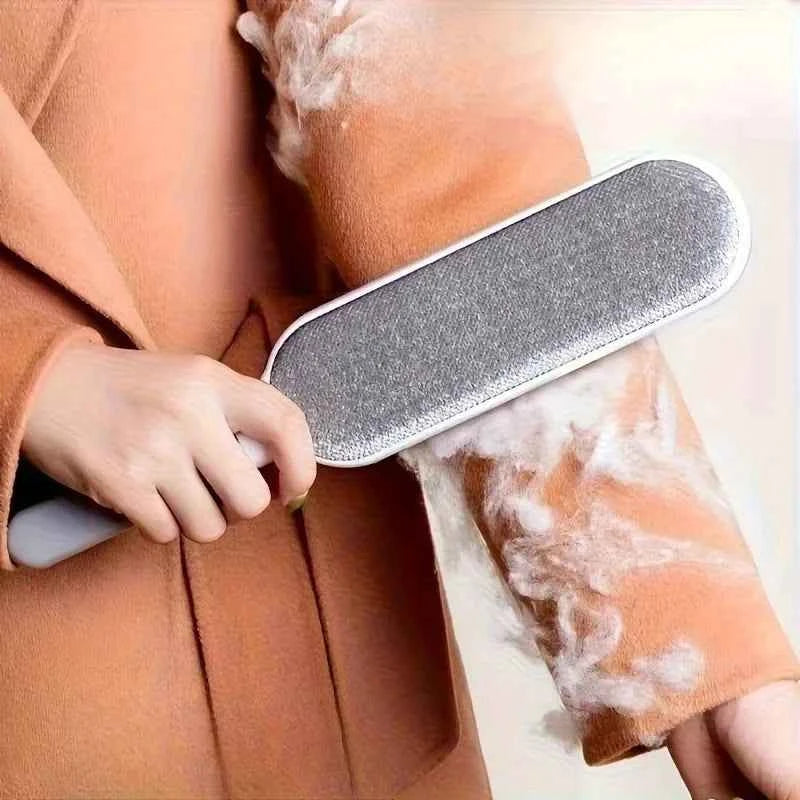 Pet hair sticker dust brush Manual static detachable brush suitable for clothing, sofas bedding products Pet hair cleaning brush