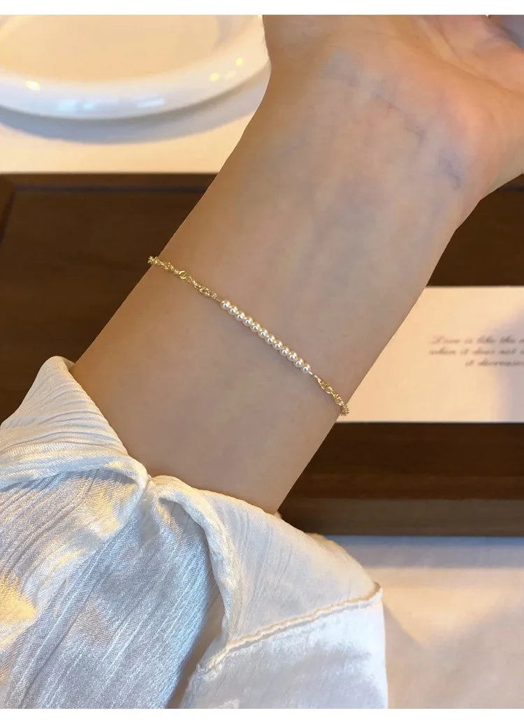 Elegant Mini Pearl Hand Bracelet - Light Luxury Minimalist