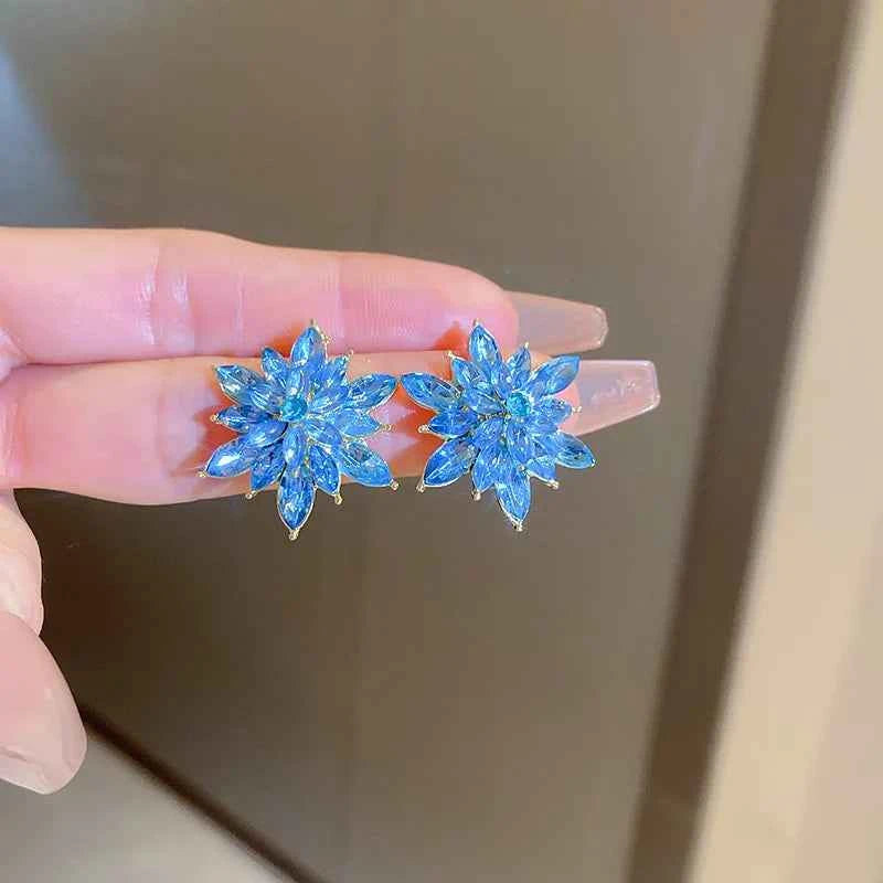 Luxury Crystal Flower Stud Earrings - Elegant Floral Design