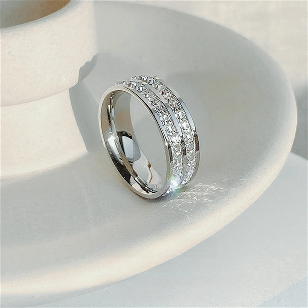 Elegant Stainless Steel Ring - Rose Gold Zircon Wedding Band
