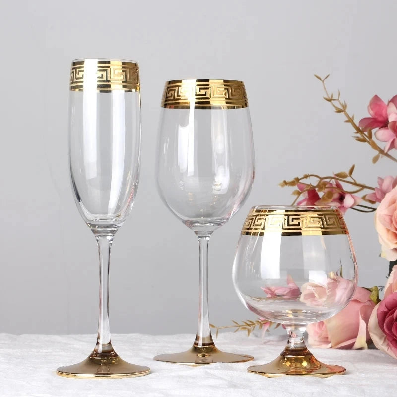 Premium Gold Rim Wine Glass - Elegant Crystal Stemware