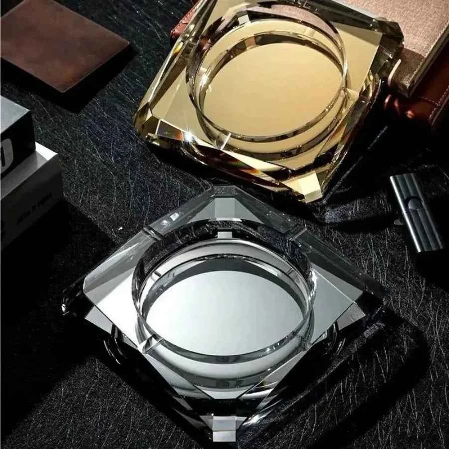 Household KTV Bar Glass Crystal Ashtray Cenicero Smoking Ash Tray Beautiful Ashtray Father Boy Friend Birthday Gift Accessories