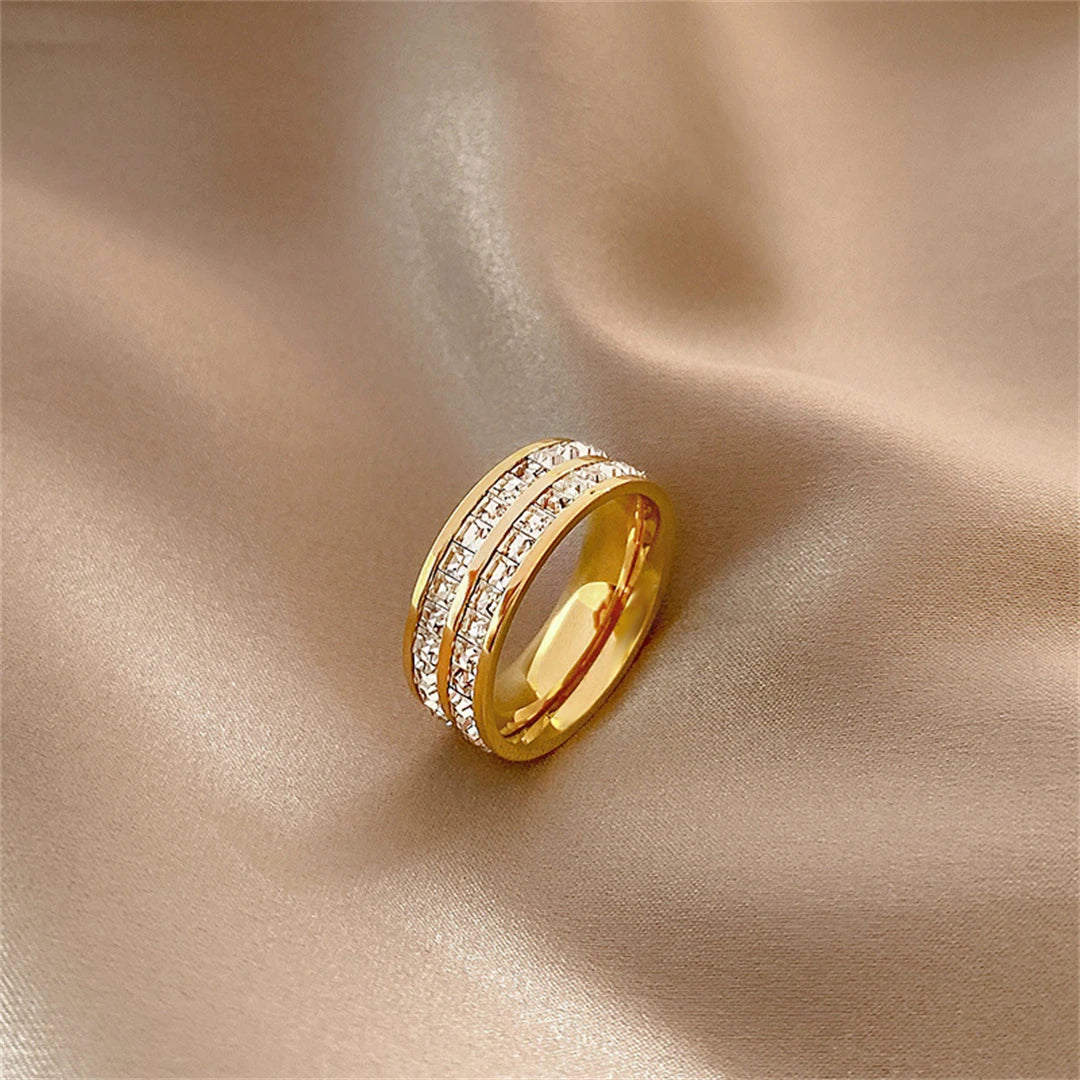Elegant Stainless Steel Ring - Rose Gold Zircon Wedding Band