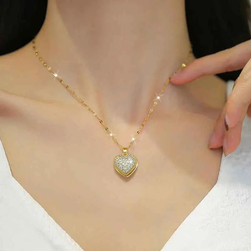 Elegant Shell Pearl Necklace - Micro Inlaid Zircon Choker