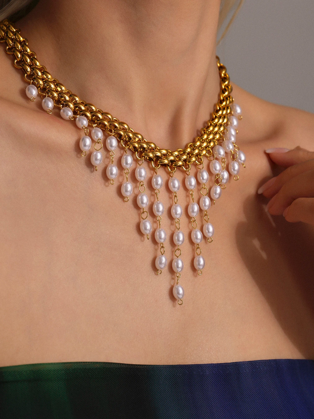 Luxury Golden Chunky Chain Necklace & Pearl Set