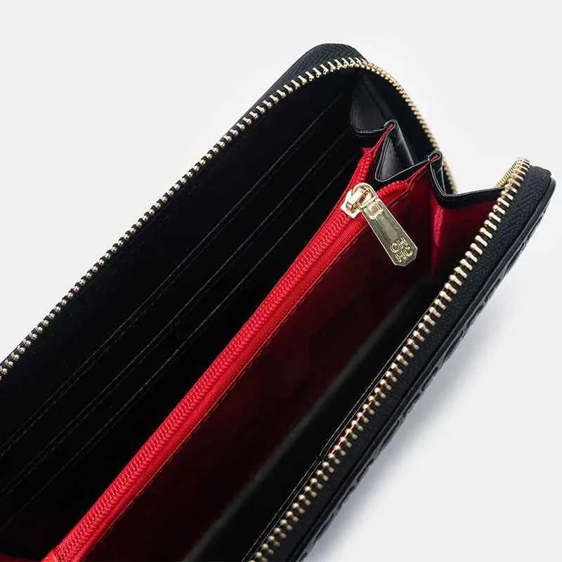 Elegant Leather Coin Purse - Minimalist Compact Wallet