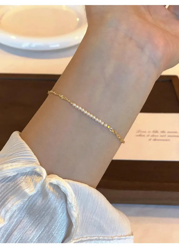Elegant Mini Pearl Hand Bracelet - Light Luxury Minimalist