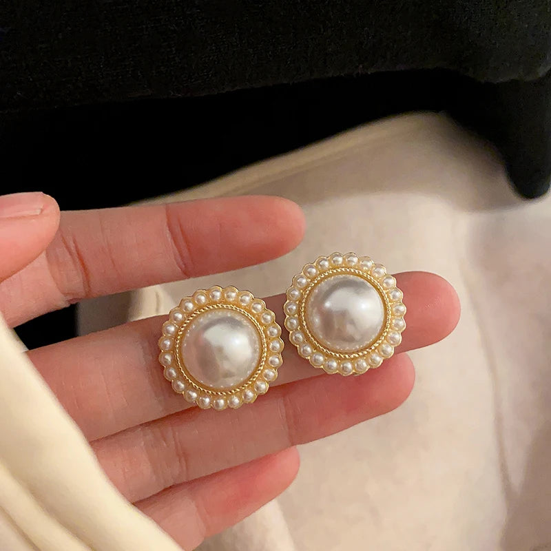 Elegant Gold Pearl Stud Earrings - Geometric Round Jewelry
