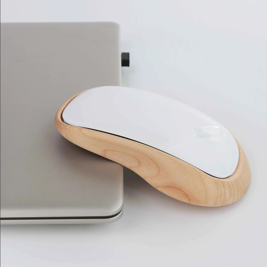 Luxury Shockproof Nature Magic Mouse Waterproof  Walnut ,Cheery And Maple Wood Mouse Base With Lightning Port .