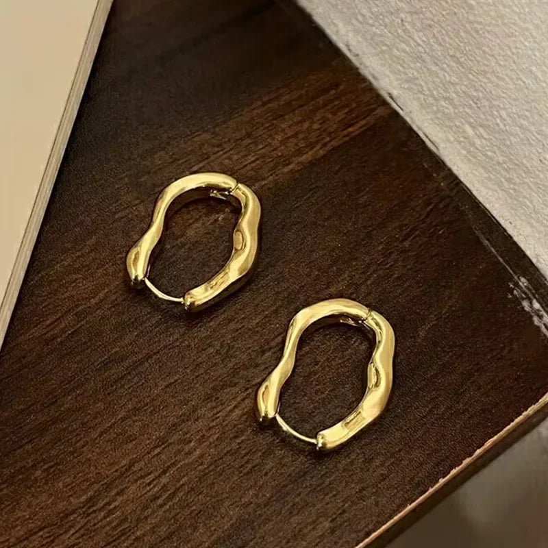 Elegant Geometric Hoop Earrings - Modern Irregular Circle Jewelry
