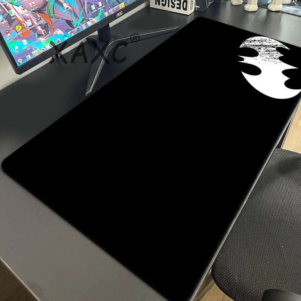 Premium XXL Gaming Desk Mat - Smooth Surface & Non-Slip Base