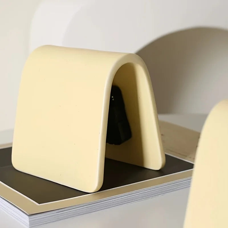 Elegant Silent Desktop Clock - Modern Design & Quiet Operation