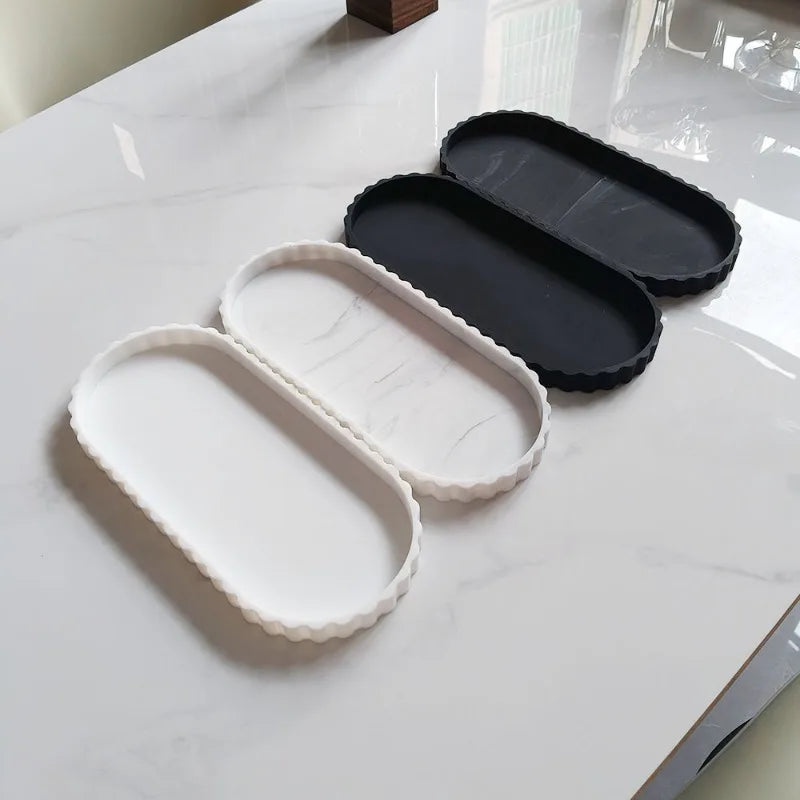 Elegant Scalloped Edge Luxury Decorative Tray - Oval Design