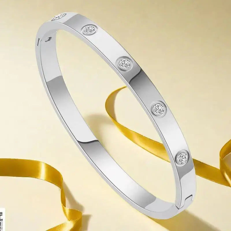 Luxury Roman Numerals Bracelet - Stainless Steel Elegance