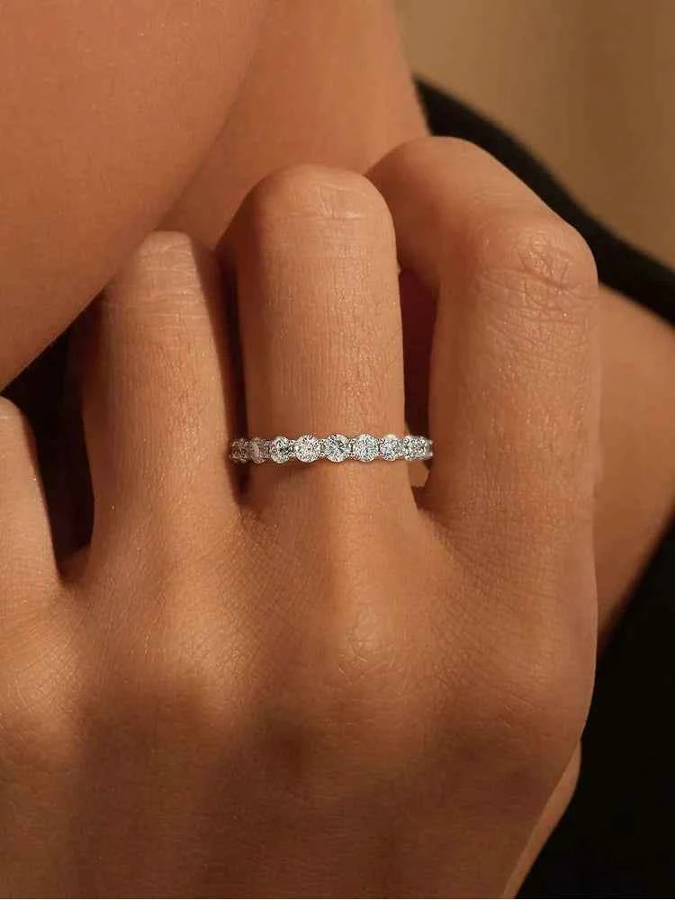 Elegant Sterling Silver Zircon Ring - Classic Minimalist Jewelry