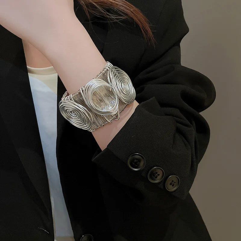 Elegant Luxury Wide Edge Bracelet - Personalized Temperament
