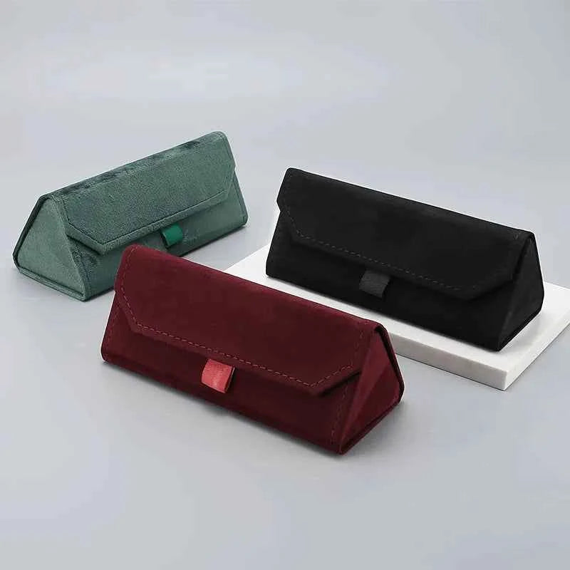 Plush Triangle Folding Glasses Case - Soft & Elegant
