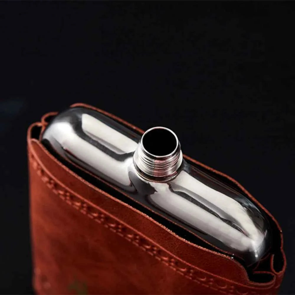 Liquor Bottle Hip Flask For Man Father Protable Pocket Alcohol Whiskey Hidden Hip Flask  Stainless Steel With Leathe Cover