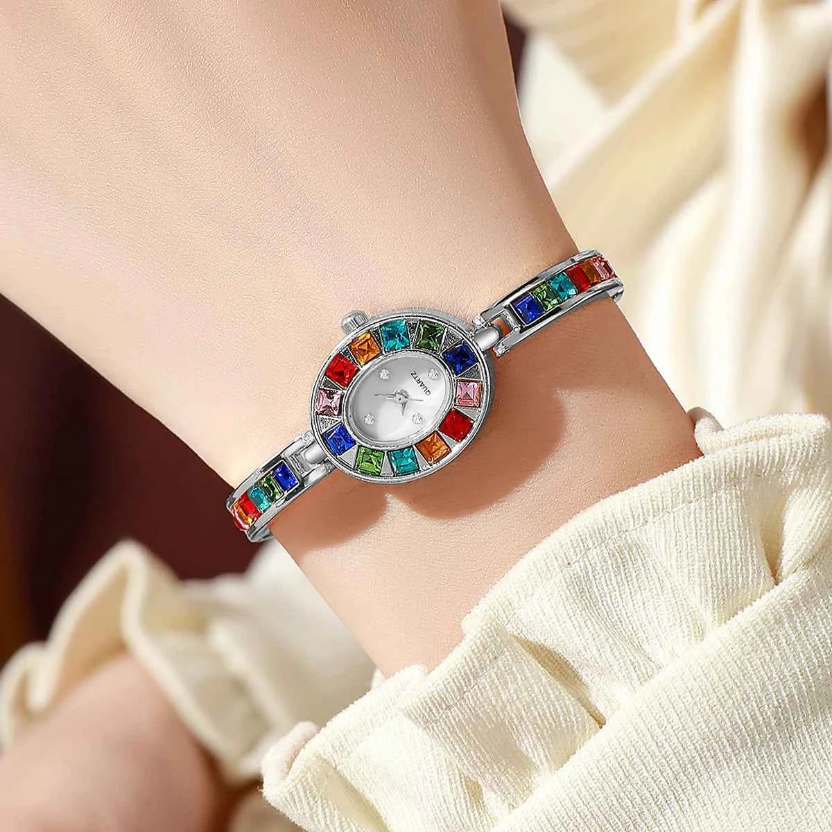 Elegant Ladies Quartz Watch - Rhinestone Bracelet Band