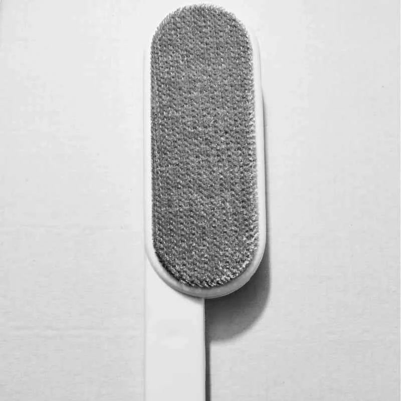 Pet hair remover brush - manual static detachable brush for clothing, sofas, and bedding