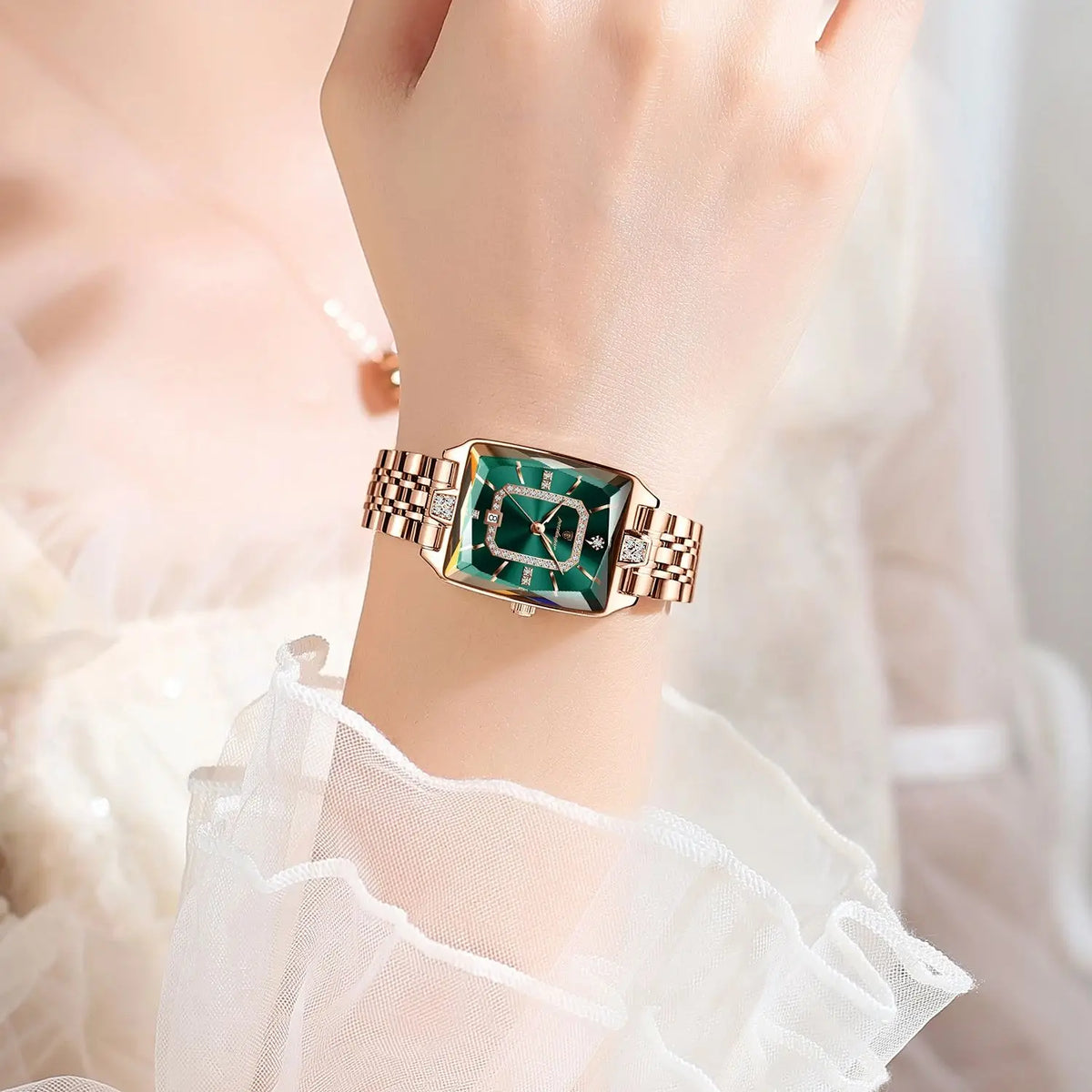 Elegant Women's Quartz Watch - Stainless Steel Waterproof Wristwatch