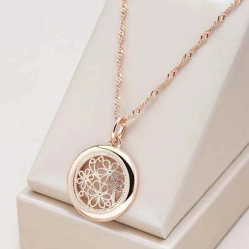 Luxury Rose Gold Boho Flower Necklace - Glossy Metal Pendant