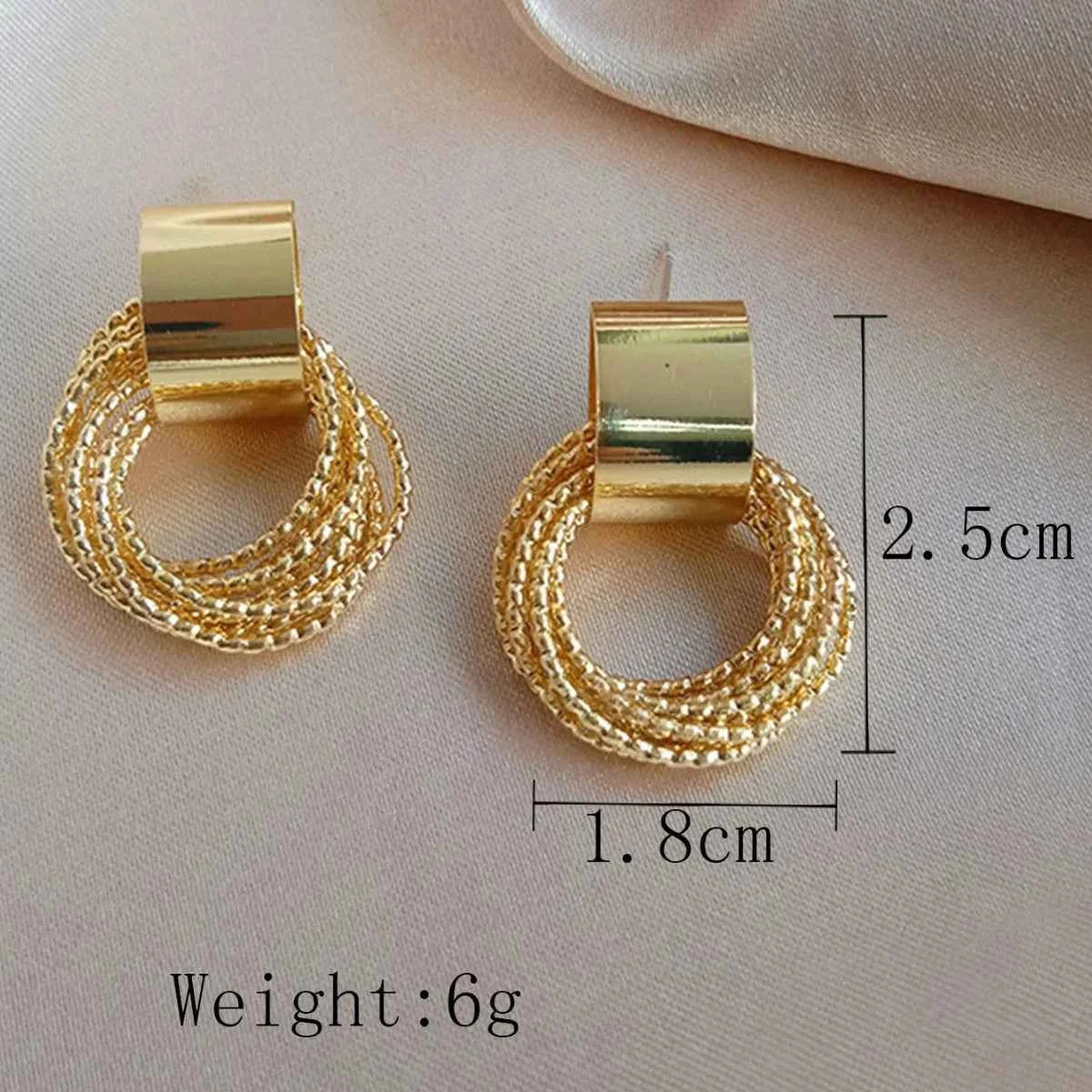 Elegant Gold Loop Earrings - Minimalist Light Luxury Jewelry