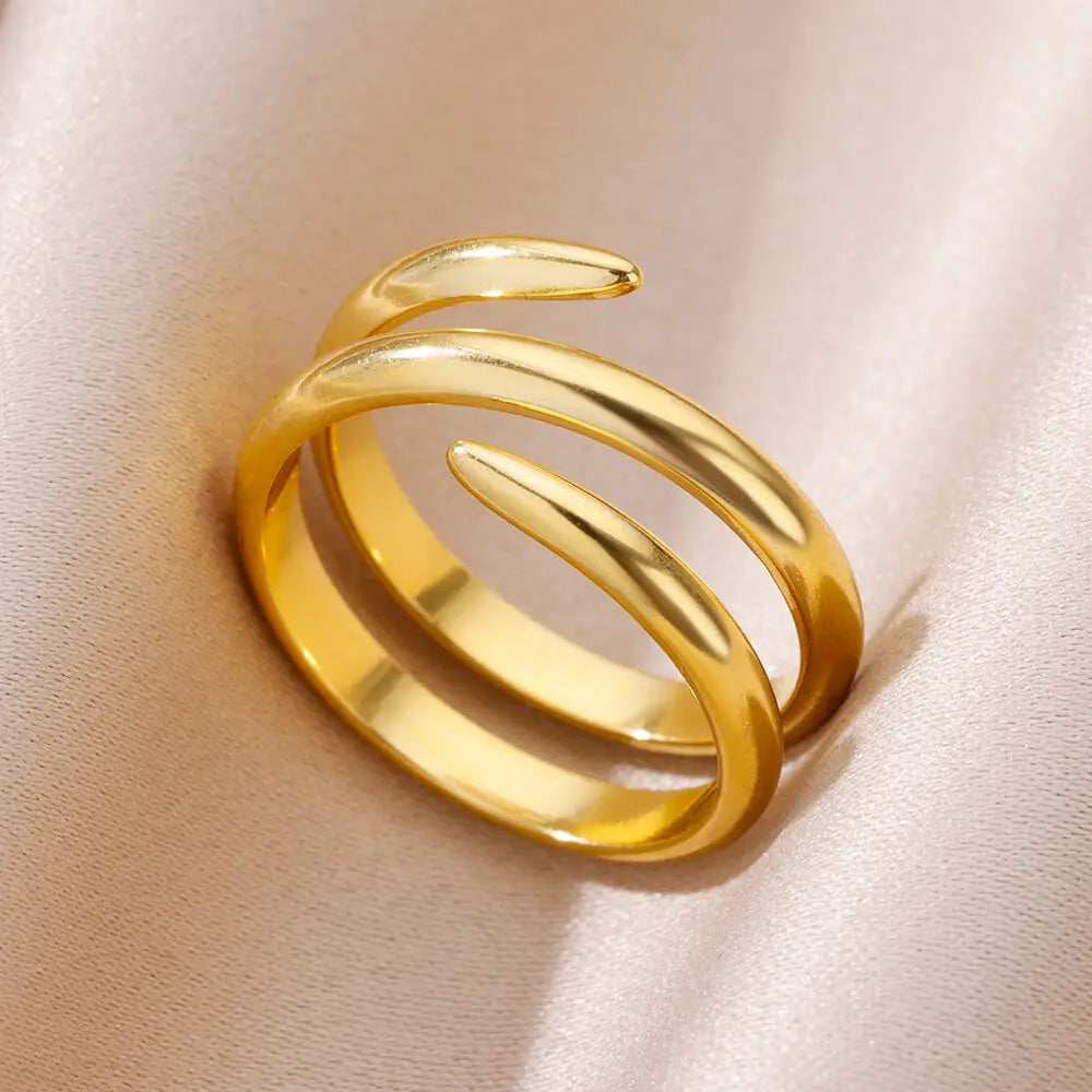 Luxury Classic Gold Stainless Steel Ring for Women