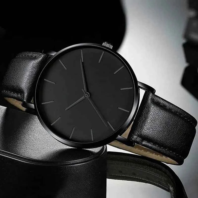 Luxury Mens Quartz Wristwatch Set with Leather Bracelet