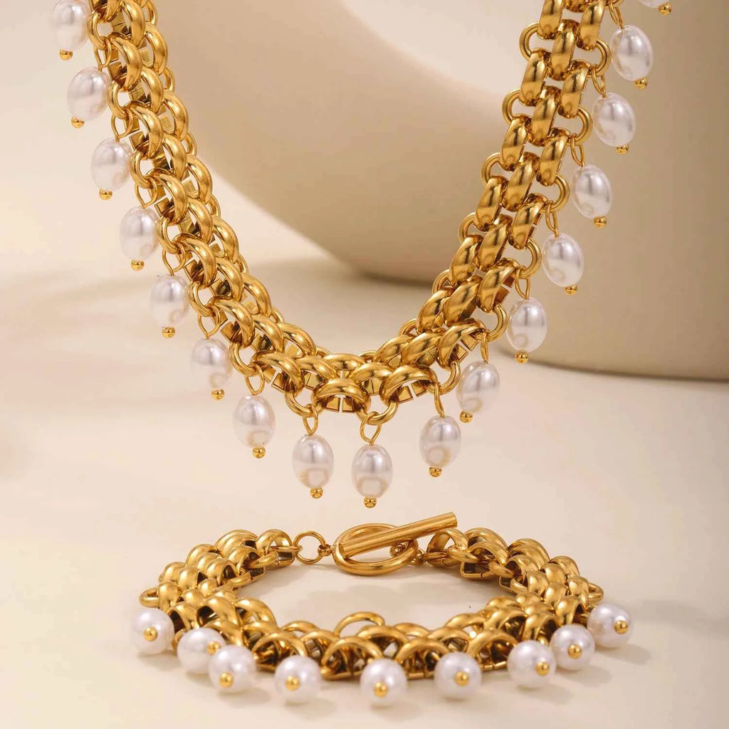 Luxury Golden Chunky Chain Necklace & Pearl Set